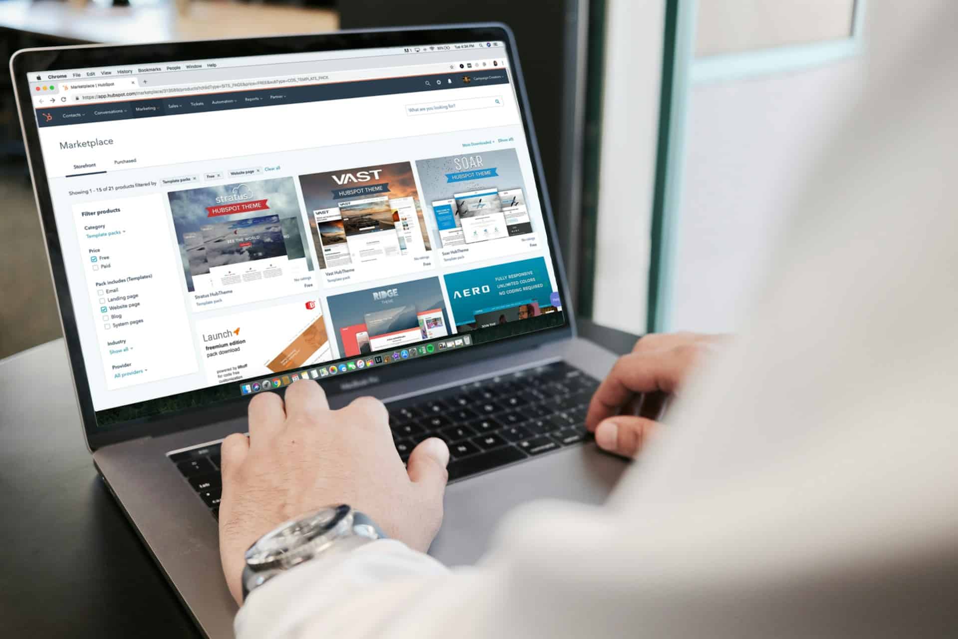 6 Creative Ways to Tell Your Brand Story Online