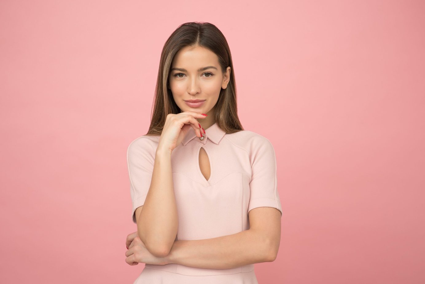 Smart and Sexy: 7 Styling Tips for Her Professional Look