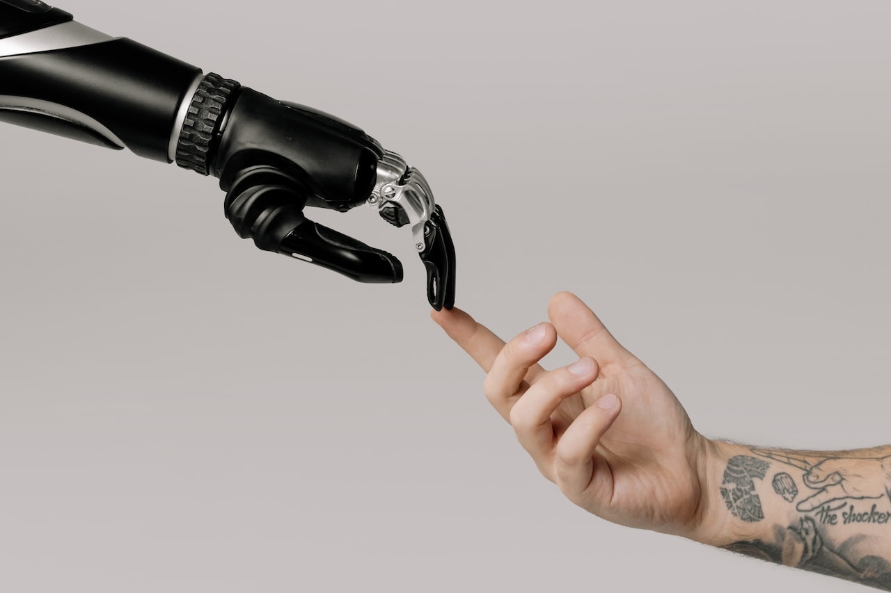 How to Humanize Your Branding Content in the AI Era
