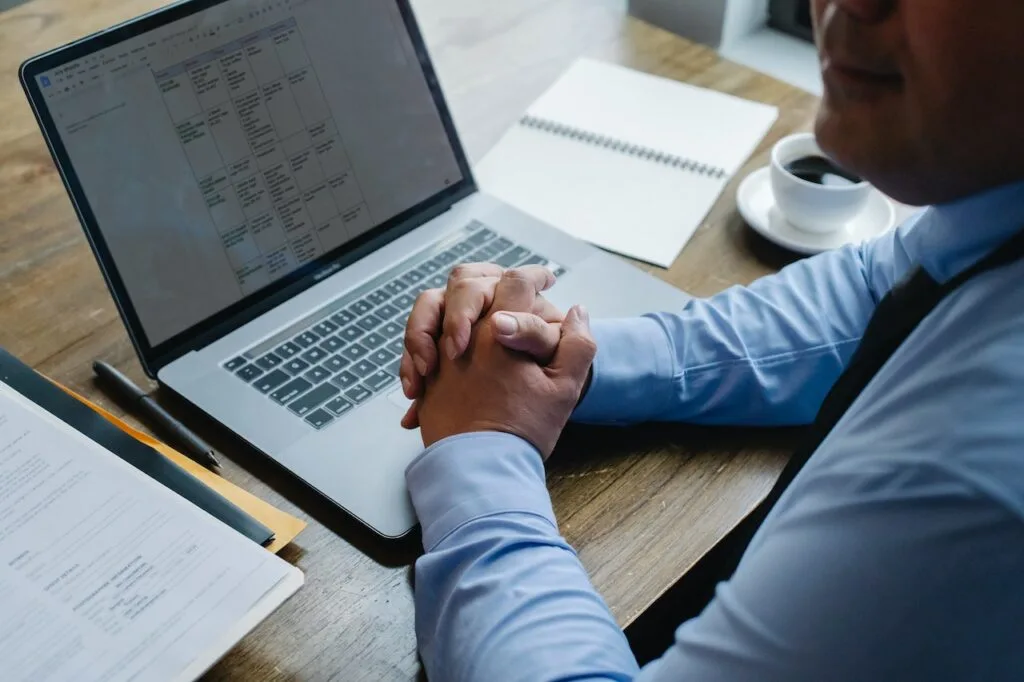 How-Can-You-Use-Data-to-Improve-Your-Business-00