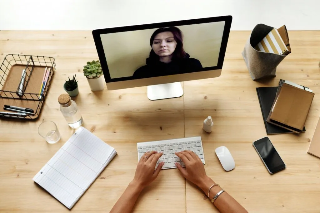 Strategies-for-Bridging-the-Tech-Talent-Gap-002