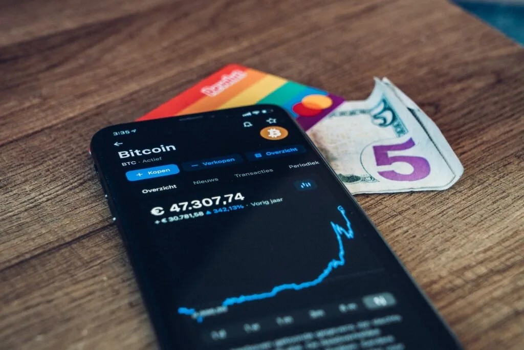 From-Launch-to-Victory-Crafting-a-Winning-ICO-Marketing-Campaign-002