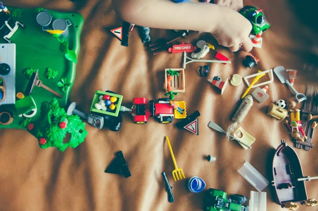 What-is-the-Marketing-Strategy-for-Selling-Toys-001