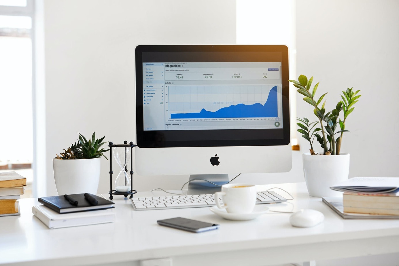 The Ultimate Guide for Writing a Marketing Associate Resume